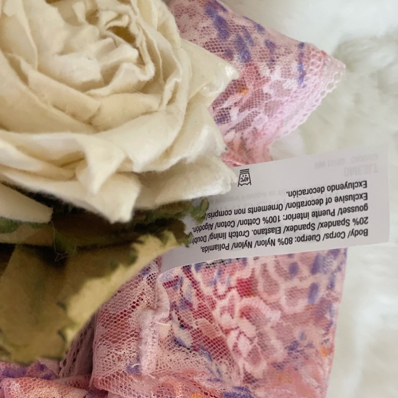 New with tags MAIDENFORM LUXURIOUS LACE THONG PANTY SZ XL PINK w/ PURPLE SASSY🩷 - Picture 4 of 4